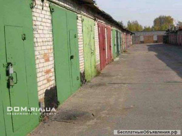 Гараж кирпичный в ГСК сдаю