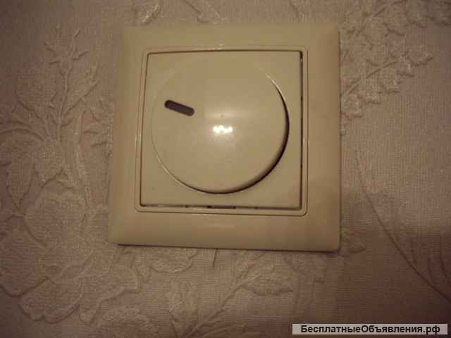 Светорегулятор с центральной платой ABB 2251 UCGL-92-507