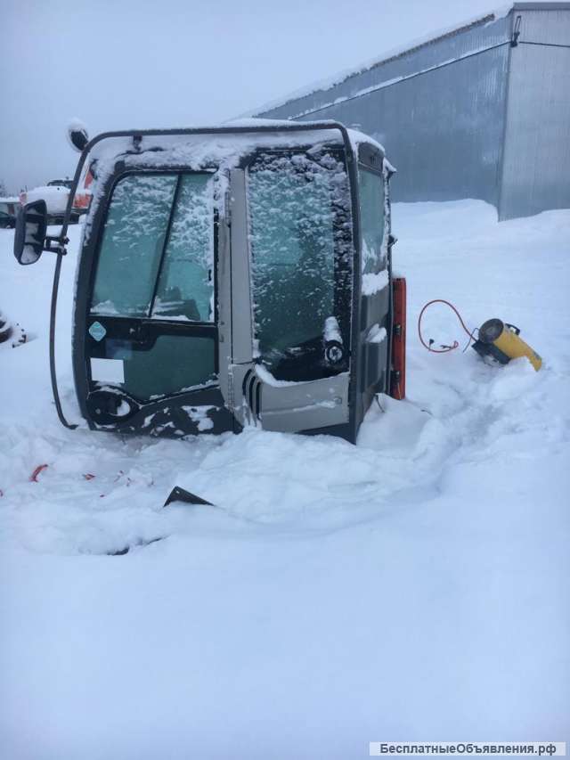 Кабина экскаватора Хитачи 3 серии