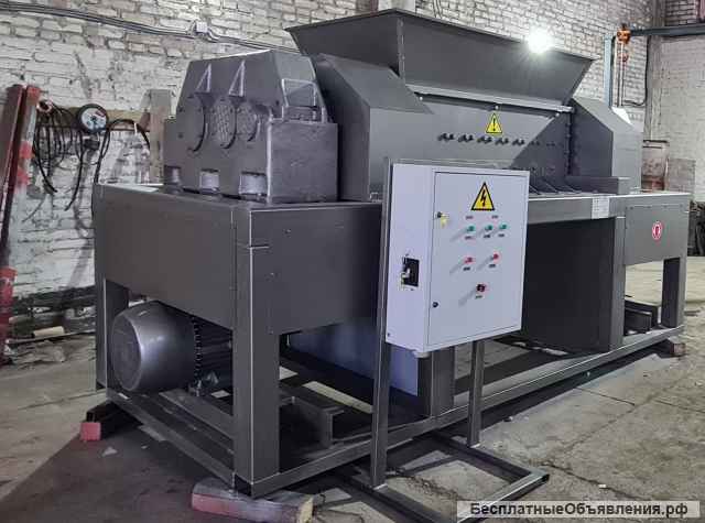 Шредер промышленный для пластиков