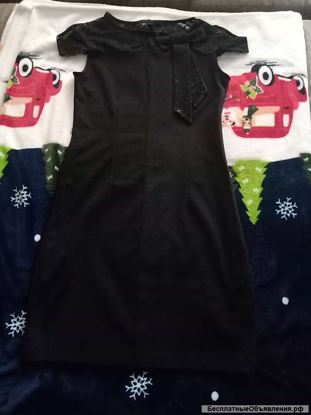 Женское платье 46/48