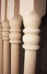 Балясины для лестницы. Массив бука. Ножки для стола.