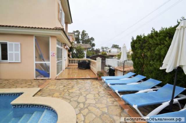 Фантастический дом для отпуска на продажу в Плайя-де-Муро