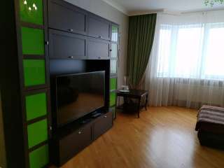 1-комнатная квартира, 43 кв.м., ул. Кубанская