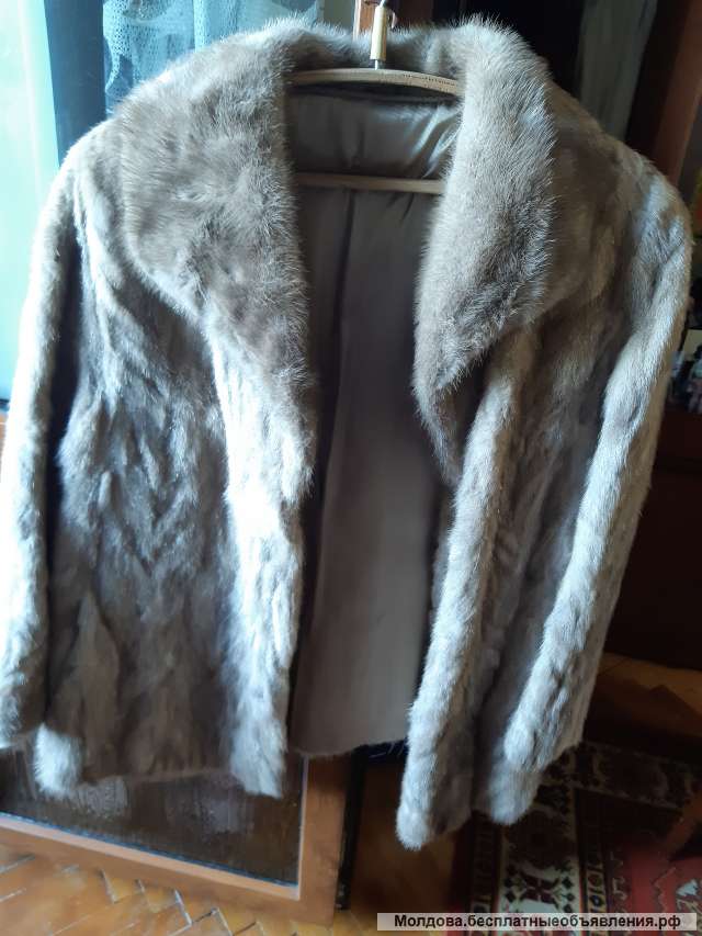 Пальто зимнее женское с пецом