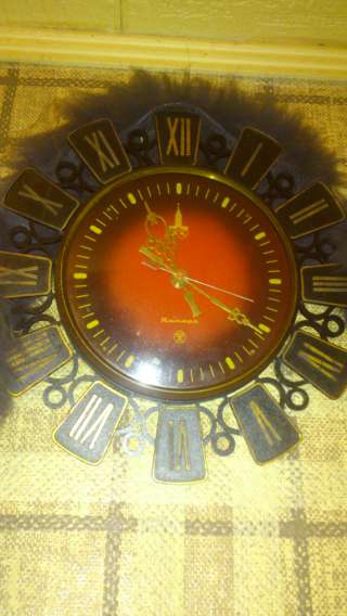 Часы настенные "Янтарь" с символикой Олимпиады -80