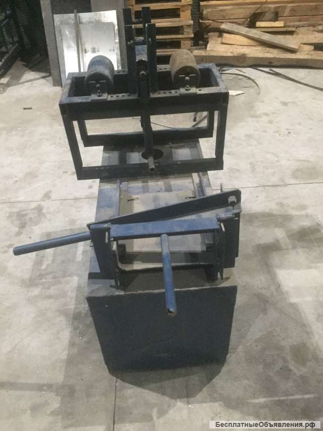 Правильно-гибочный станок