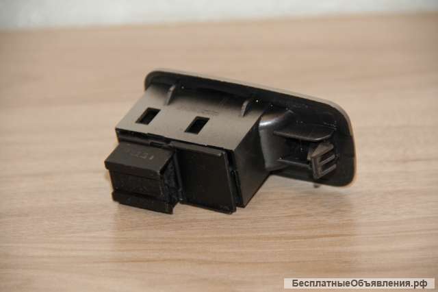 Chery Tiggo Кнопка стеклоподъемника b11-3746170