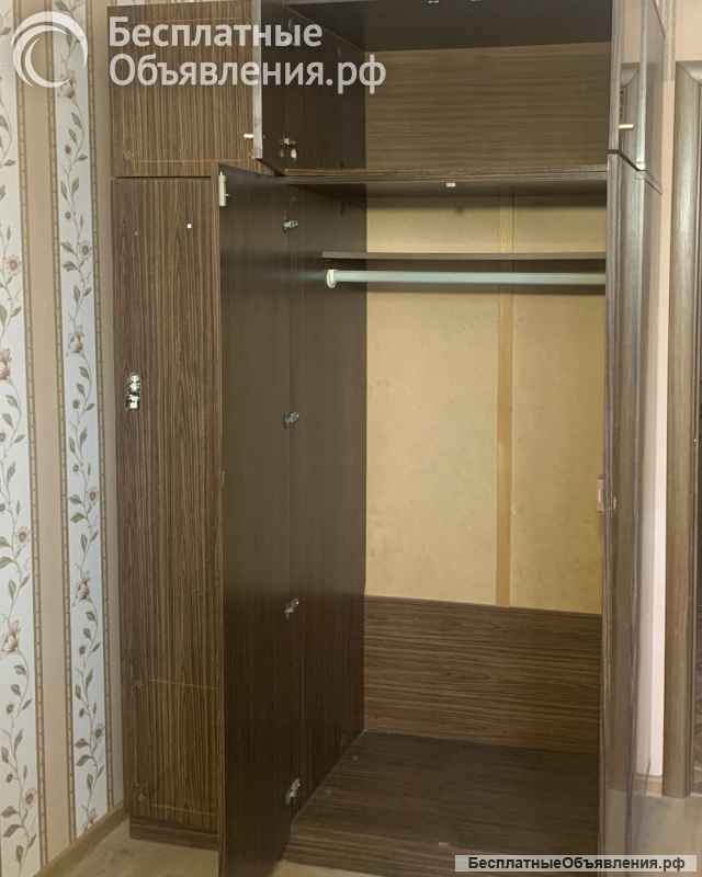 Винтаж: шкаф 3-створчатый полированный