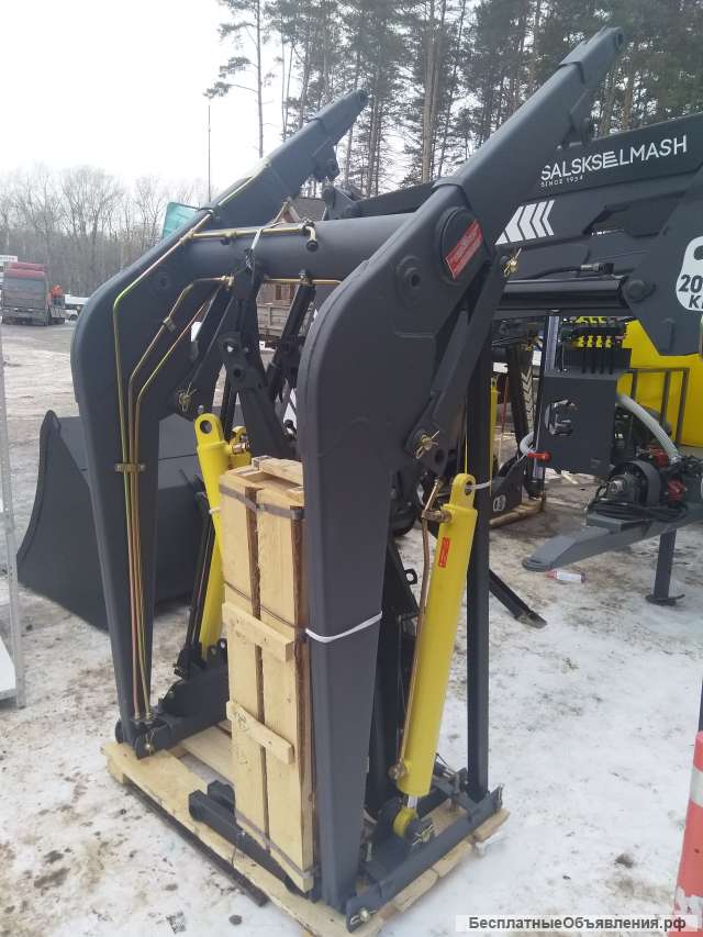 Фронтальный погрузчик