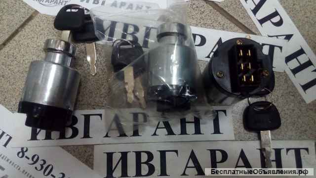 4448303 Замок зажигания 4448303