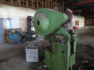 Пресс одно кривошипный КД2124, 2324