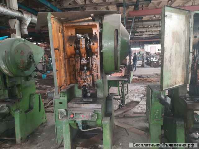 Пресс одно кривошипный КД2124, 2324