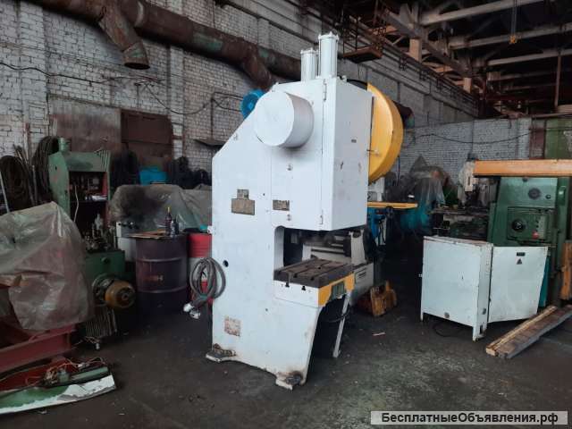Кривошипный механический пресс КД 2126К. (усилие 40т)