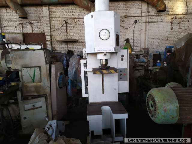 Пресс гидравлический одностоечный П6126А усилие 40т