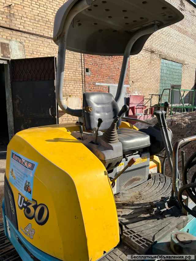 Мини-экскаватор гусеничный Kubota U30 планировщик