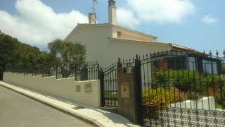 Вилла с красивым видом на море в Санта-Сусанне