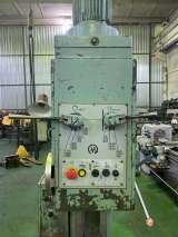 Вертикальный сверлильный станок 2с132