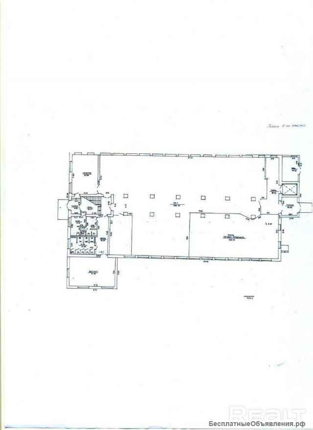 Производстенное здание в центре
