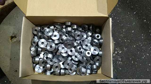 Производим, изготавливаем: ступицы, втулки, валы, заглушки, любые тела вращения и тд