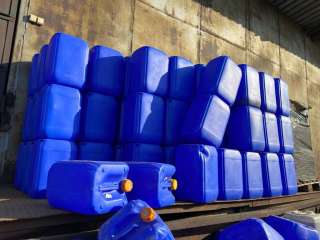 Пластиковые канистры Б/У