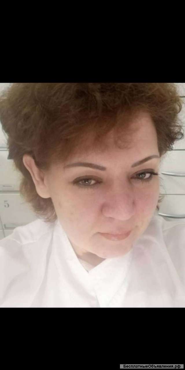 Помошник медик