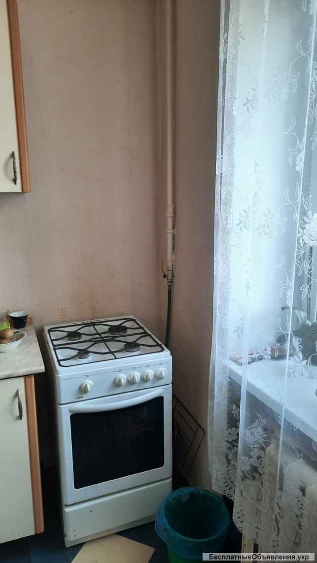 Шевченковский р-н. Нивки. Продам однокомнатную кв-ру. ул. Ружинская 11.