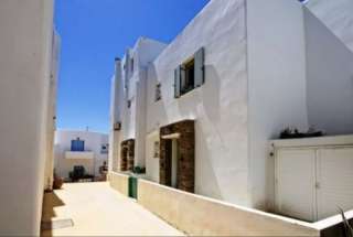 Мезонет после ремонта на берегу моря на острова Тинос