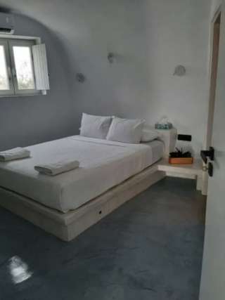 Новостройка площадью 110кв.м. с парковкой в Санторини