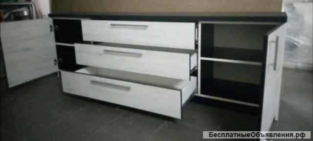 Новая красивая тумба по ТВ