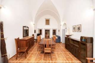 Уютная вилла с террасой для инвестиций в Тире, Санторини