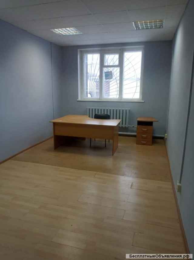 Стол угловой, тумбочка