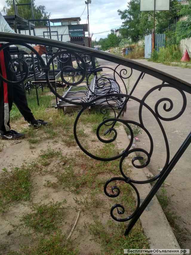 Козырёк кованый под поликарбонатом 2