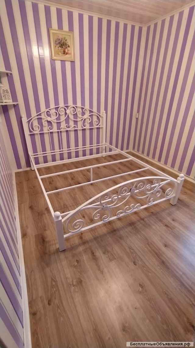 Кровать кованая металлическая КА
