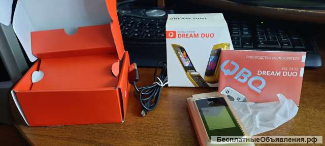 Телефон BQ 2433 золотой