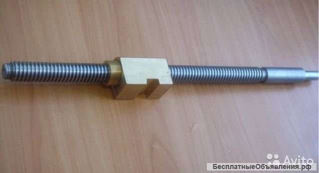 Винт поперечной подачи 16К20 с гайкой