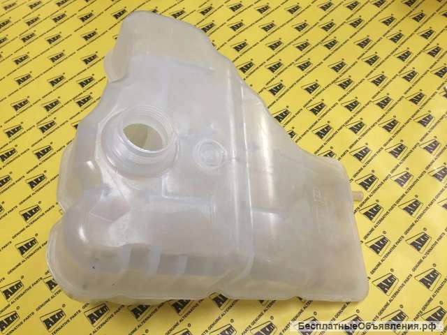 Расширительный бачек VOE16204287 OEM