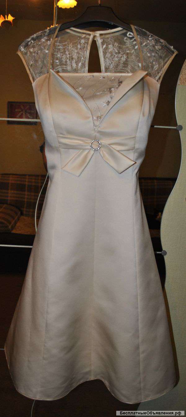 Платье свадебное