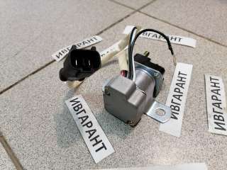 600-815-8940 Реле стартера 600-815-8940