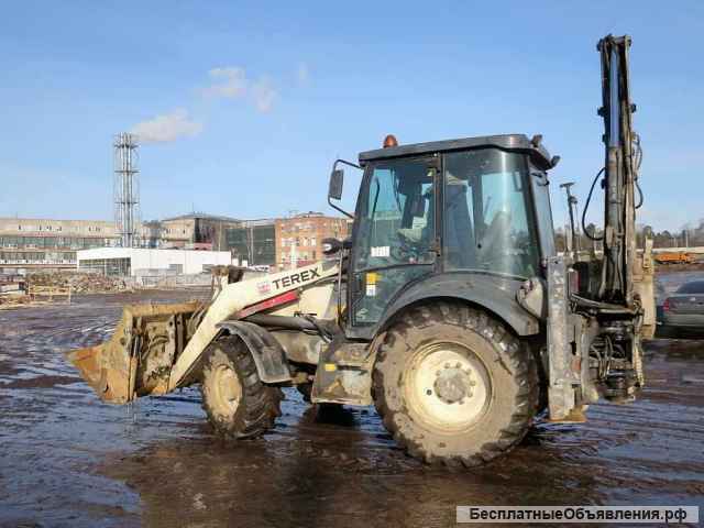 Экскаватор-погрузчик Terex 860, 2011 г, Англия