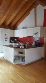 Rathaus, элитная недвижимость, светлая 4.5-комнатная мансарда, в тихом месте в центре