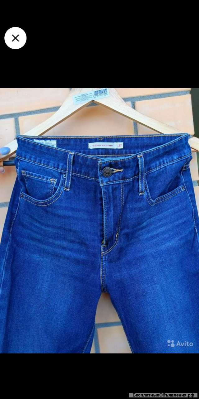 Джинсы Levi's