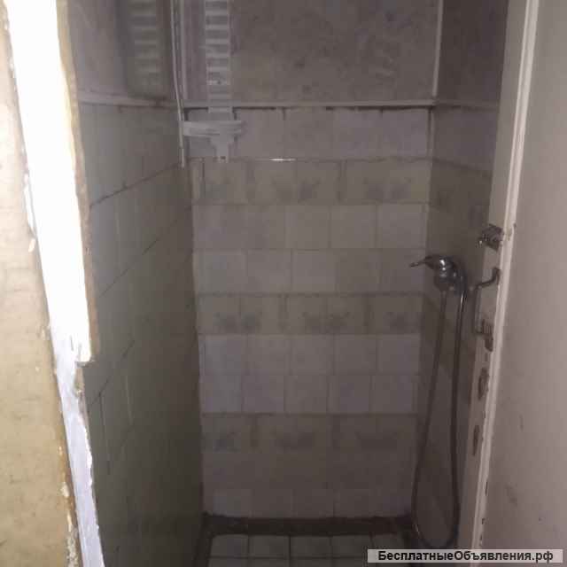 Комнату 12 кв.м. в 4-комнатной квартире