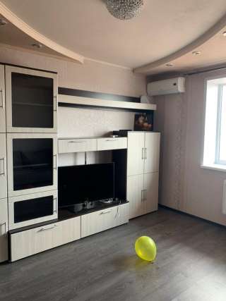 1-комнатная квартира, 33 кв.м., ул. Ковтюха