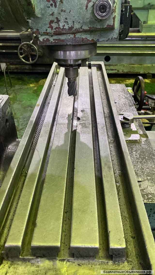 Вертикальный фрезерный станок 6Р12