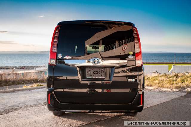 Toyota Noah, 2015 г ZWR80