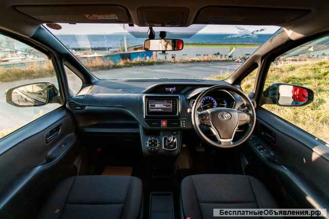 Toyota Noah, 2015 г ZWR80