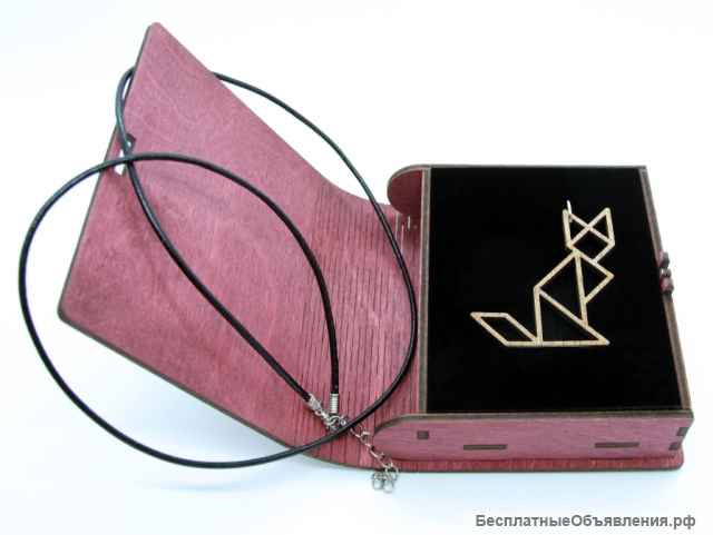 Кулон-подвеска из Красного Дерева "Солнечная Кошка"