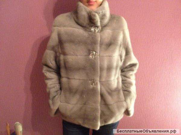 Шуба из голубой норки