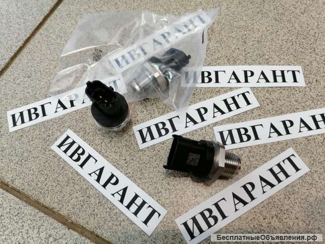 0281006325 Датчик топливной рампы 0281006325